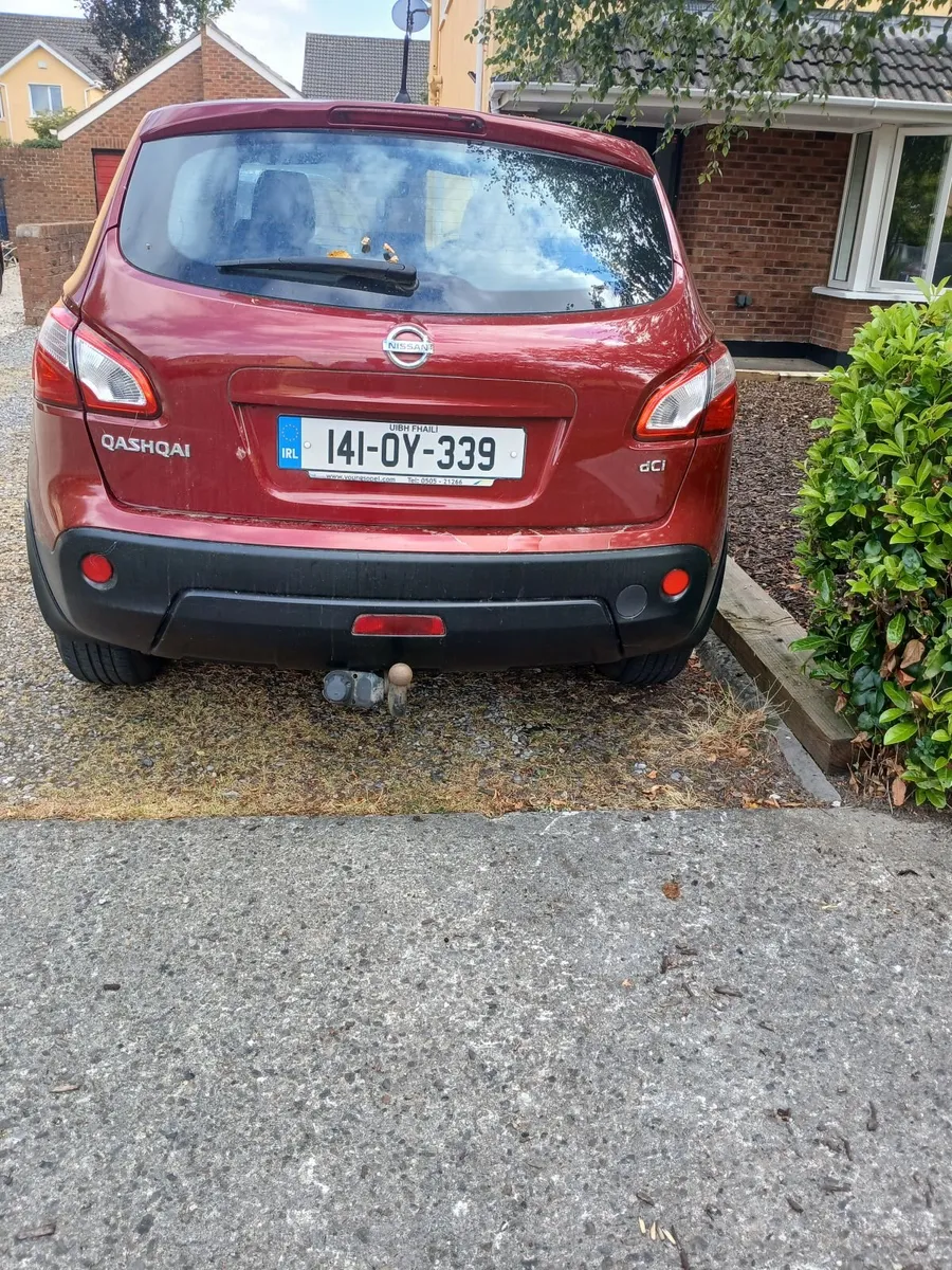 Image 2 of 4