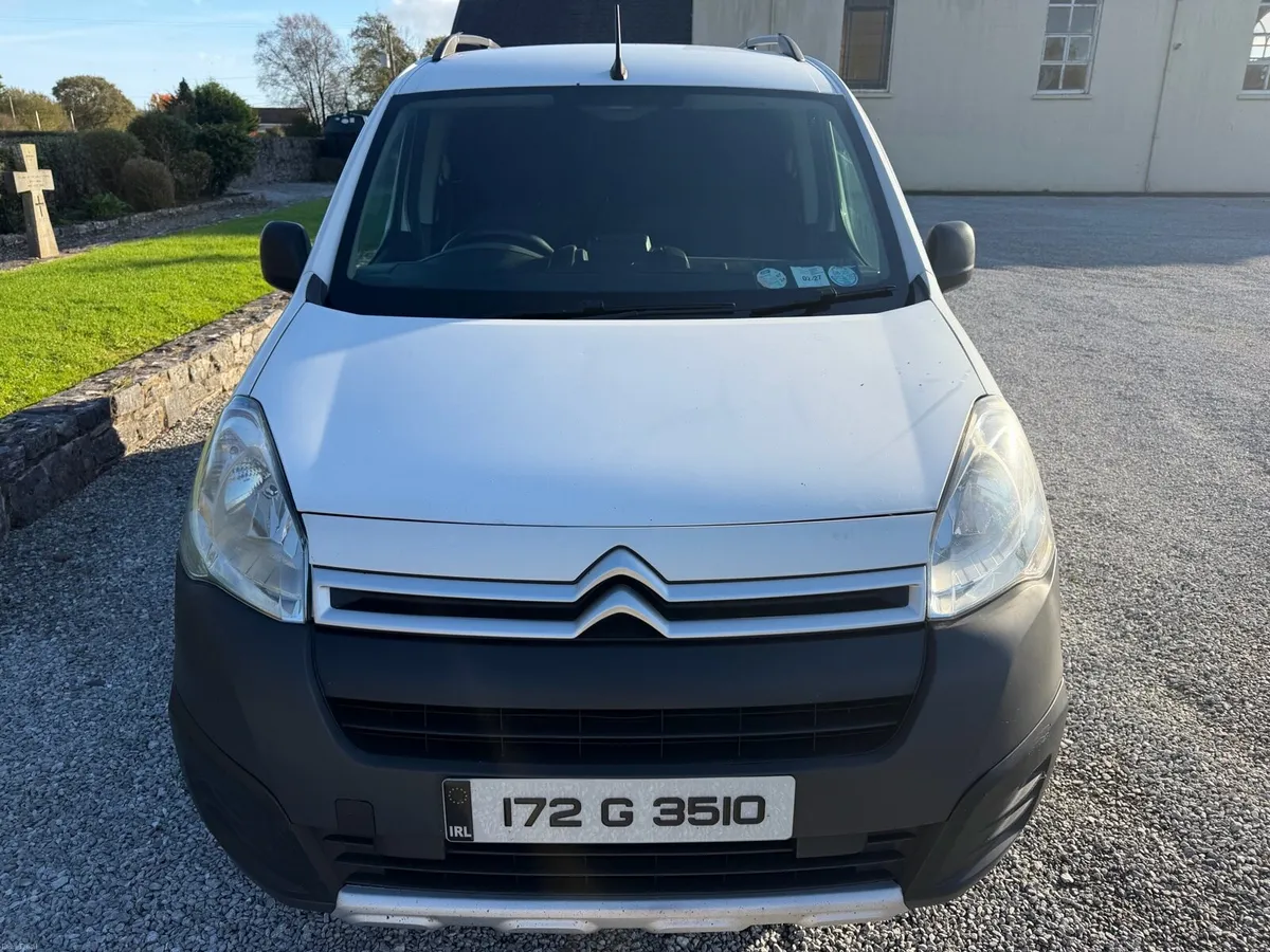Image 2 of 11