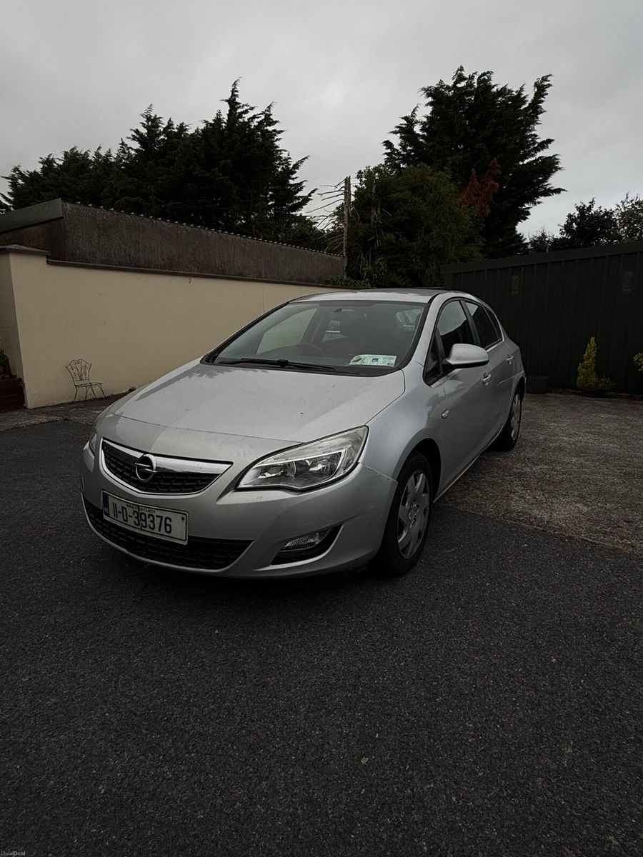 2011 Opel Astra