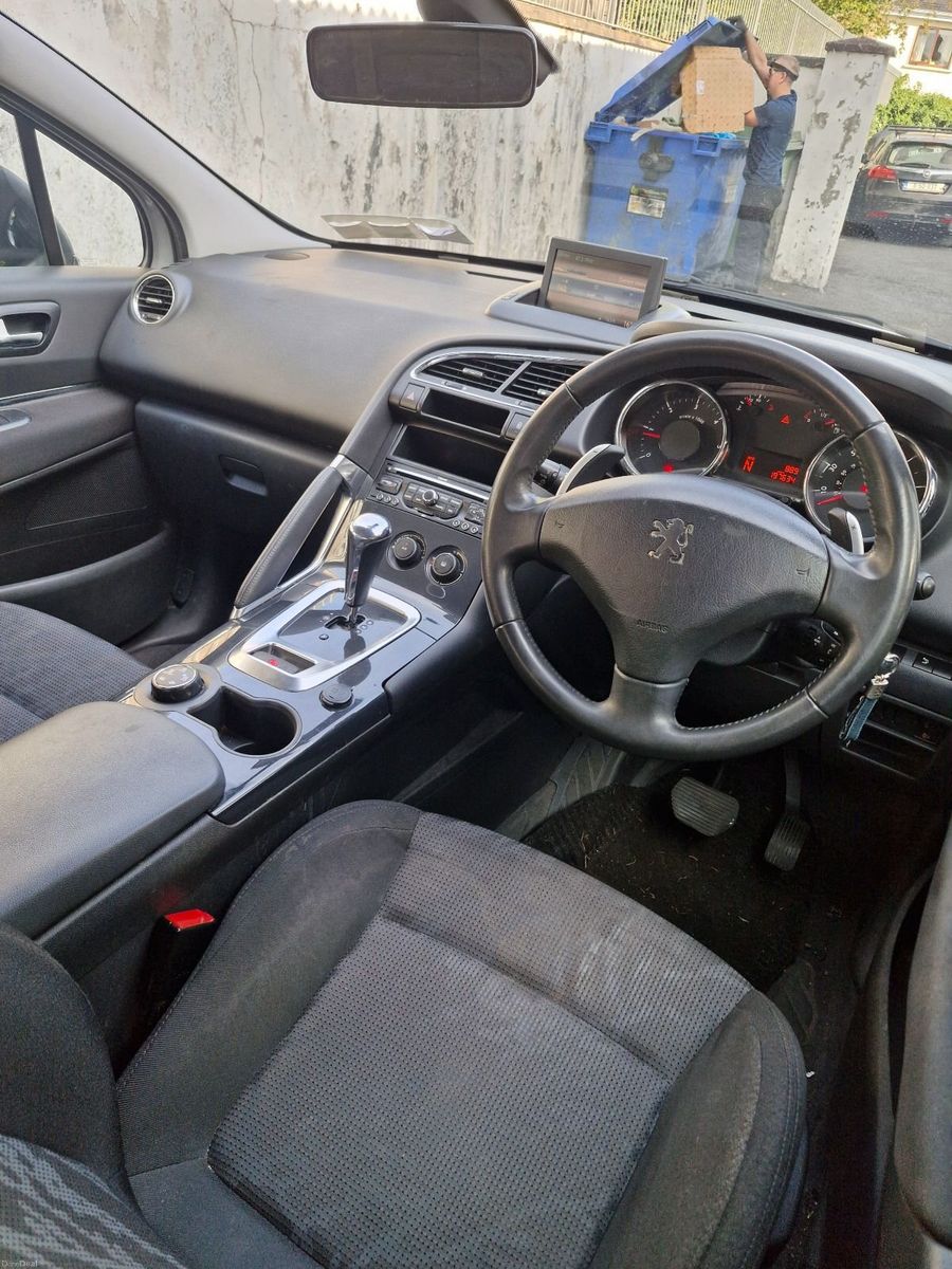 2011 Peugeot 3008