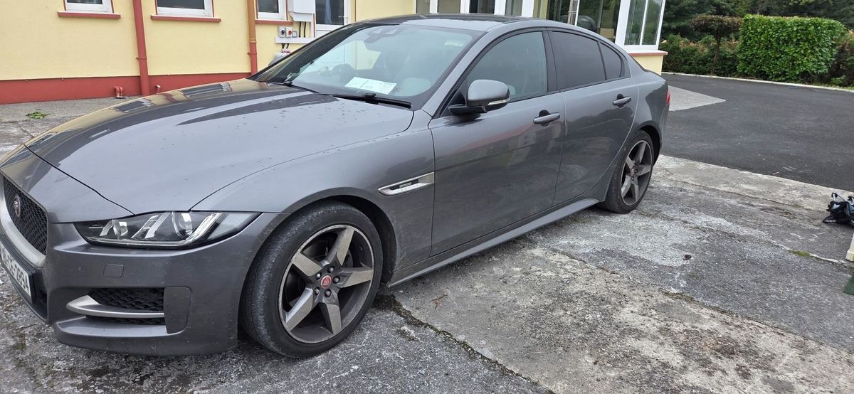 2018 Jaguar XE