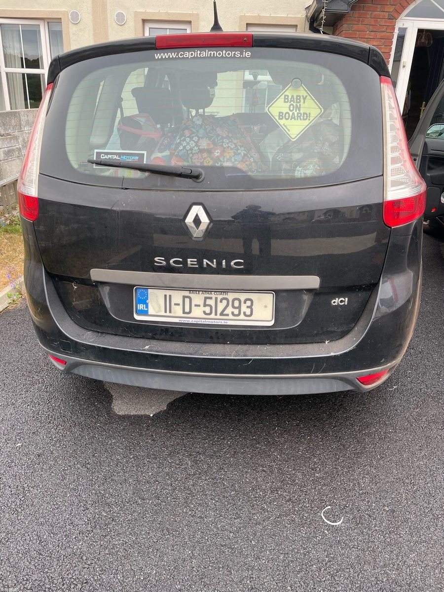 2011 Renault Grand Scenic