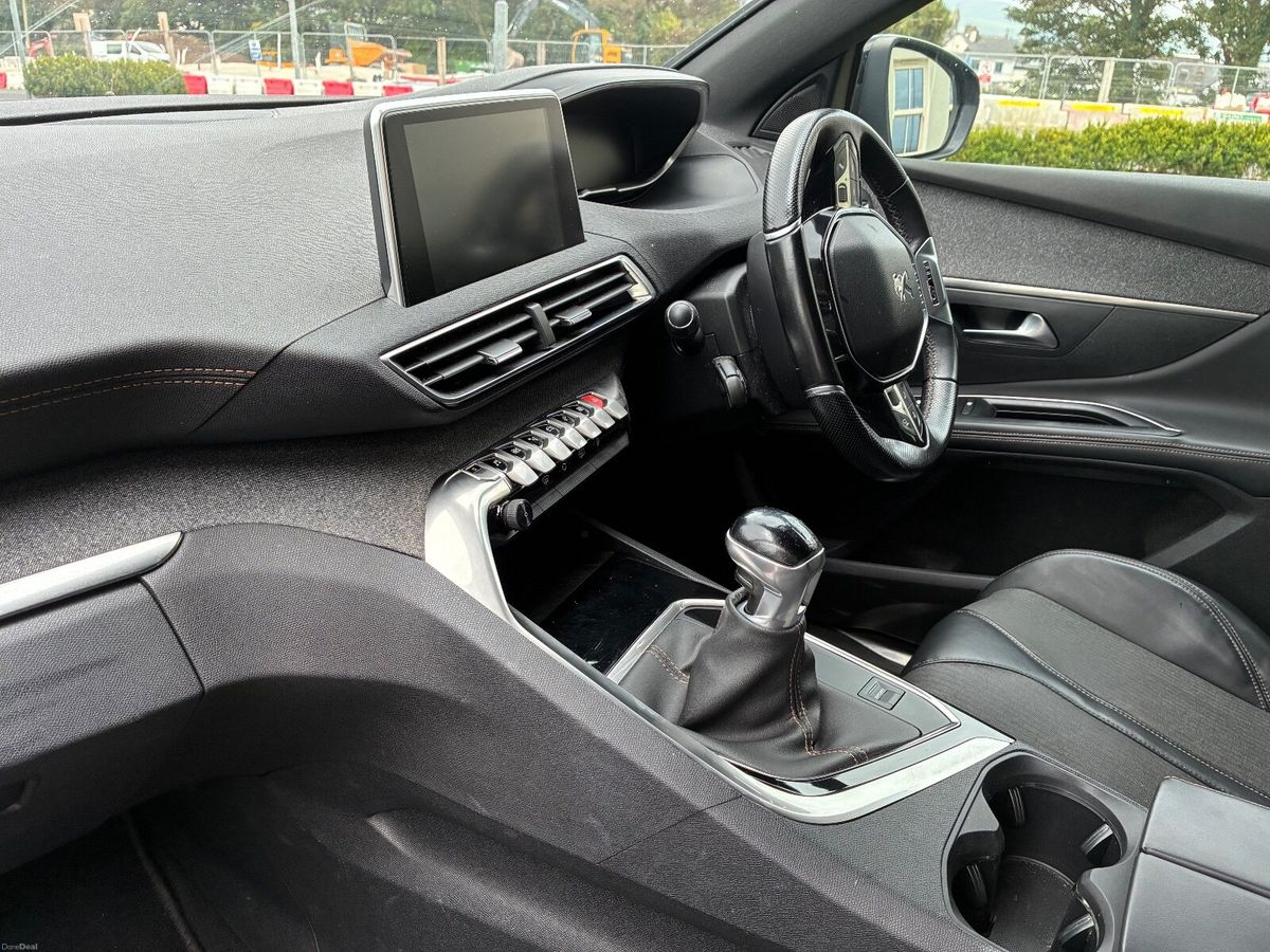 2018 Peugeot 5008