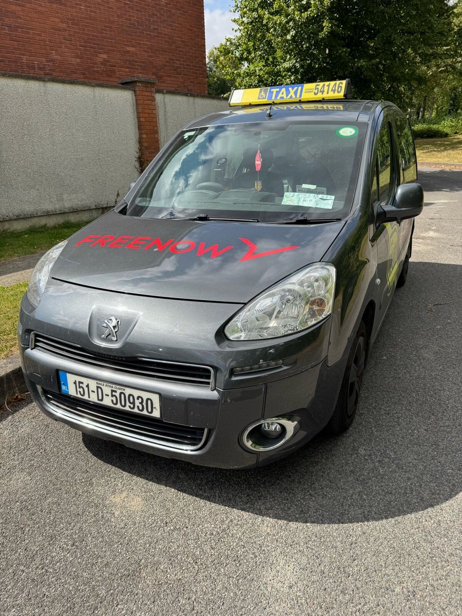2015 Peugeot Partner Tepee