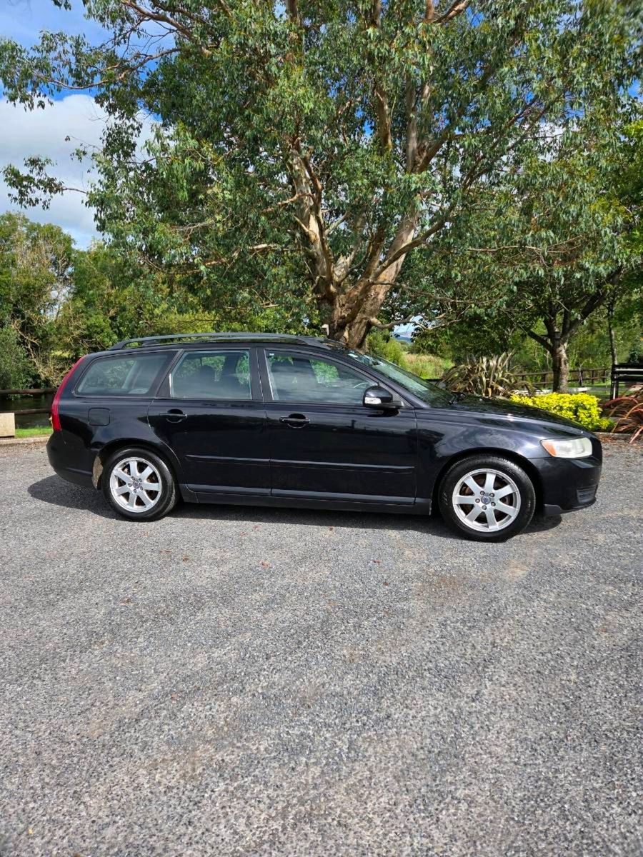 2009 Volvo V50