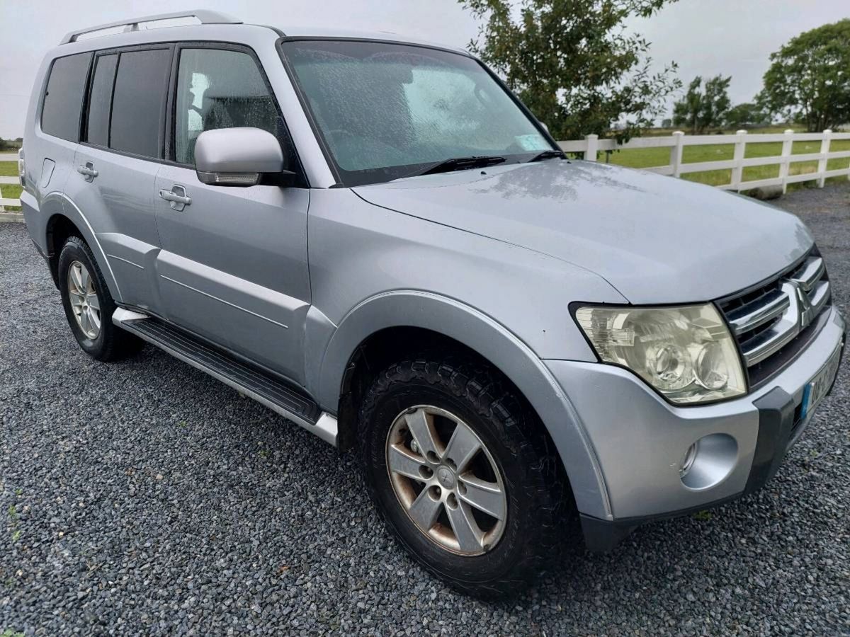 2008 Mitsubishi Pajero