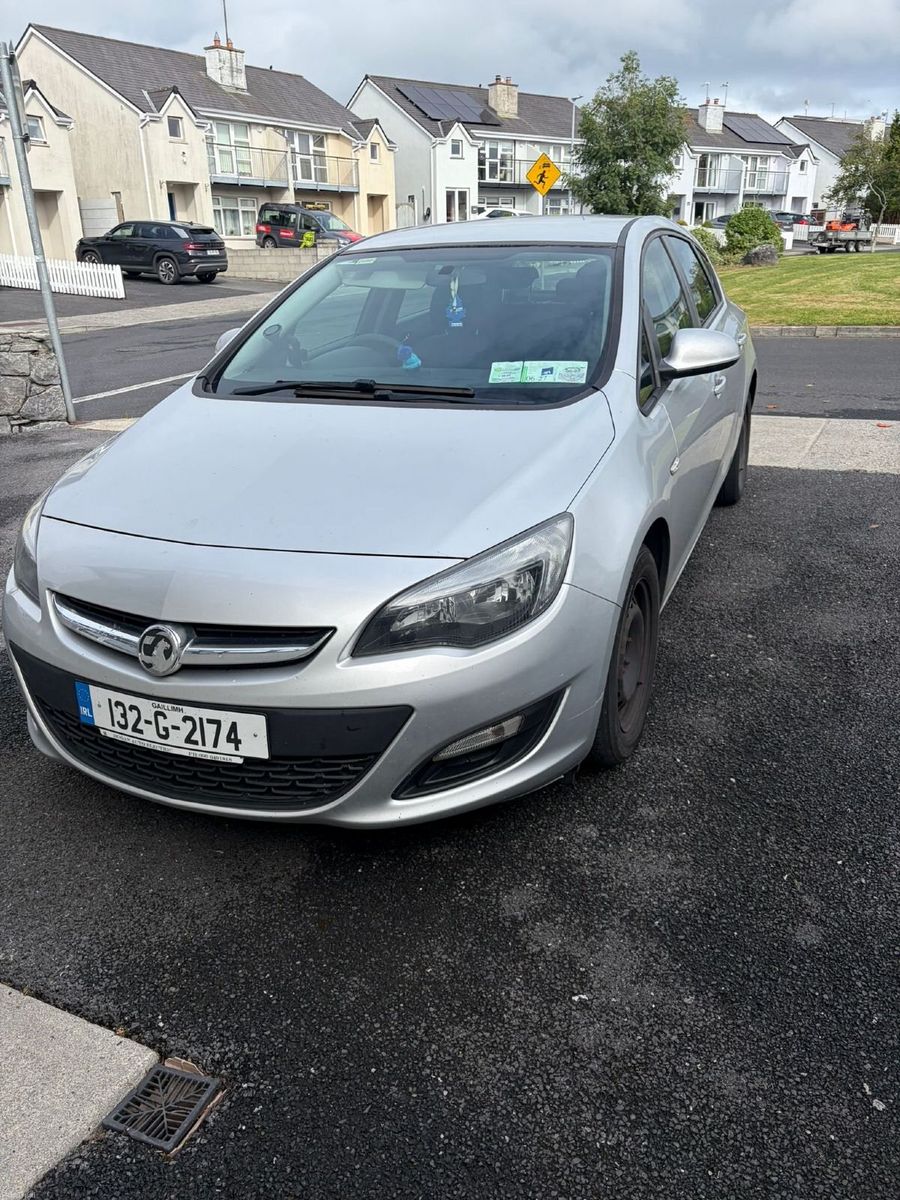 2013 Vauxhall Astra