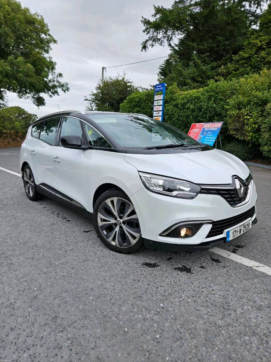 2017 Renault Grand Scenic