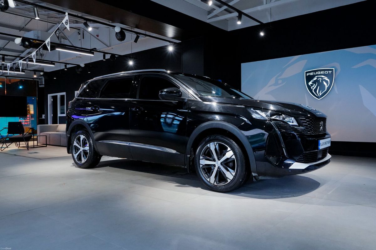 2023 Peugeot 5008