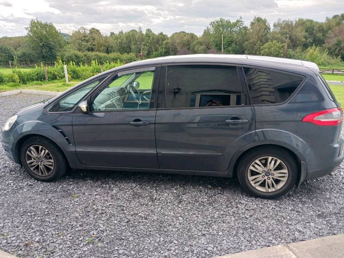 2012 Ford S-Max
