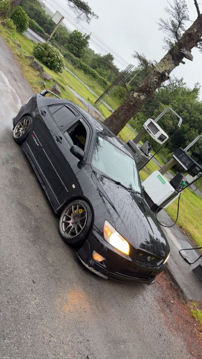 2004 Lexus IS