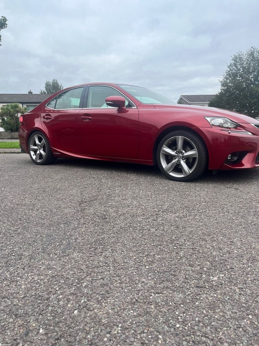 2016 Lexus IS