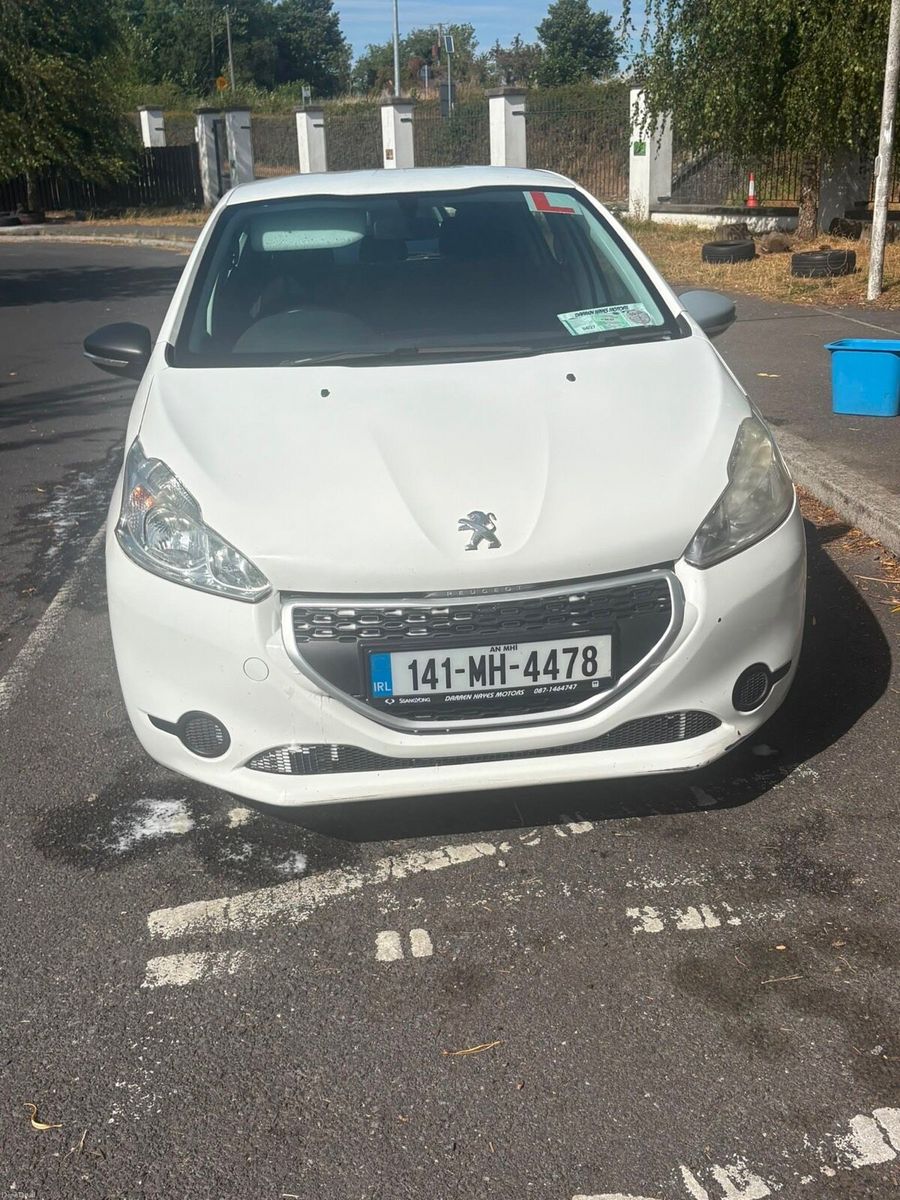 2014 Peugeot 208