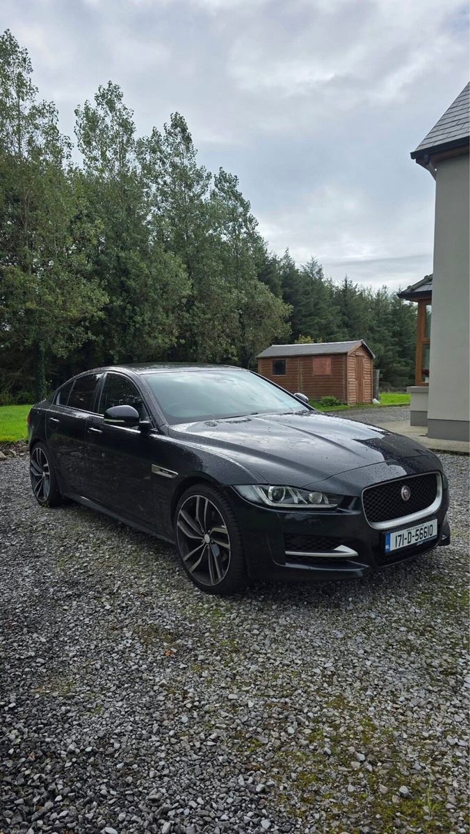 2017 Jaguar XE
