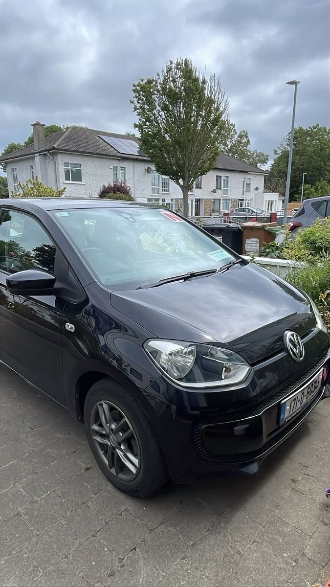 2017 Volkswagen up!