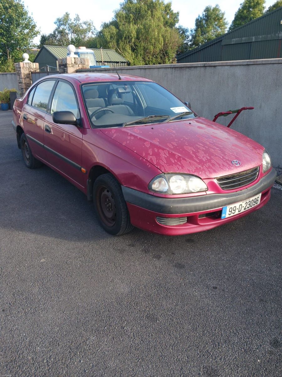 1999 Toyota Avensis