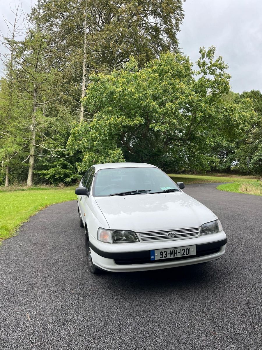 1993 Toyota Carina