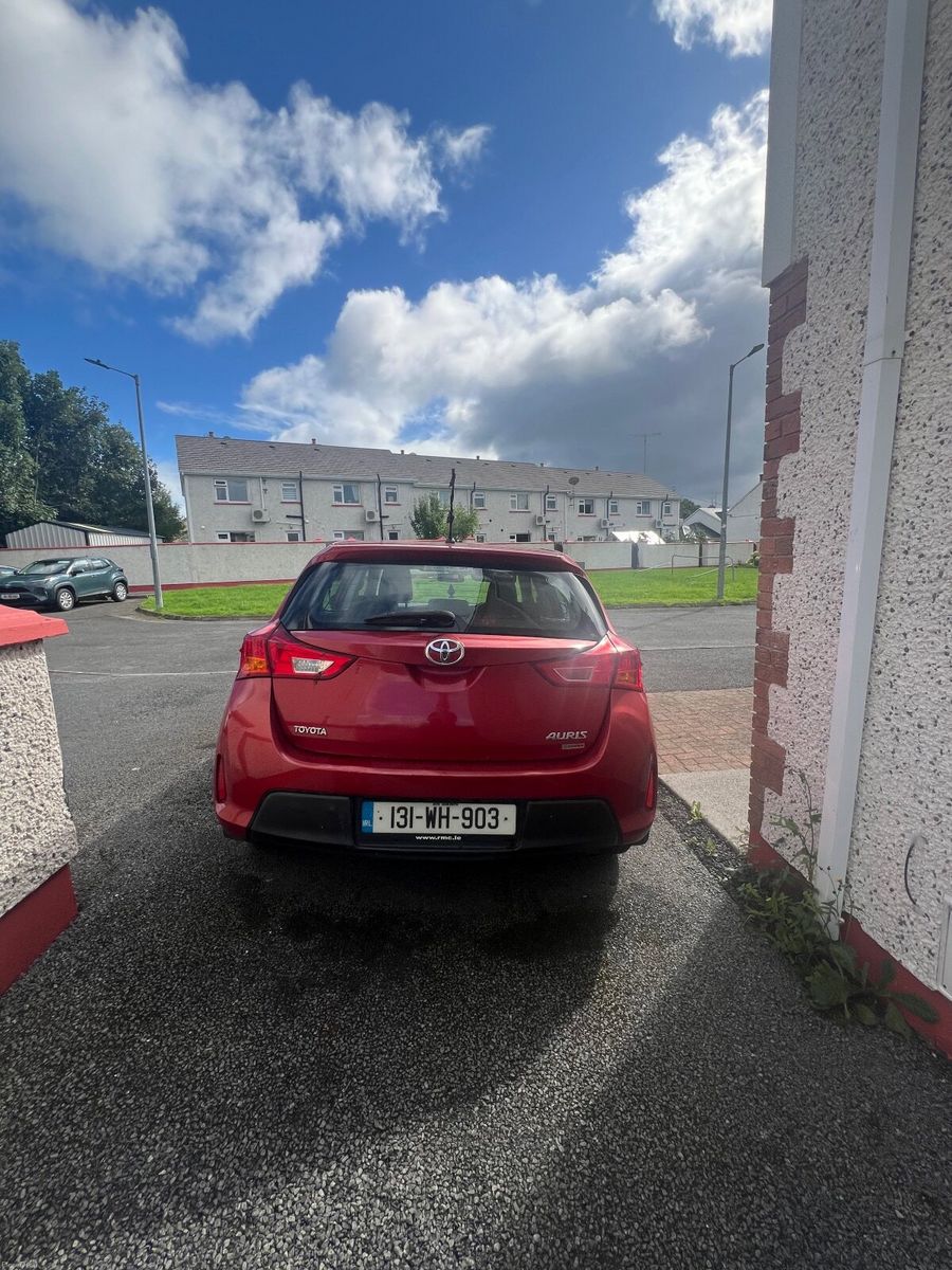2013 Toyota Auris