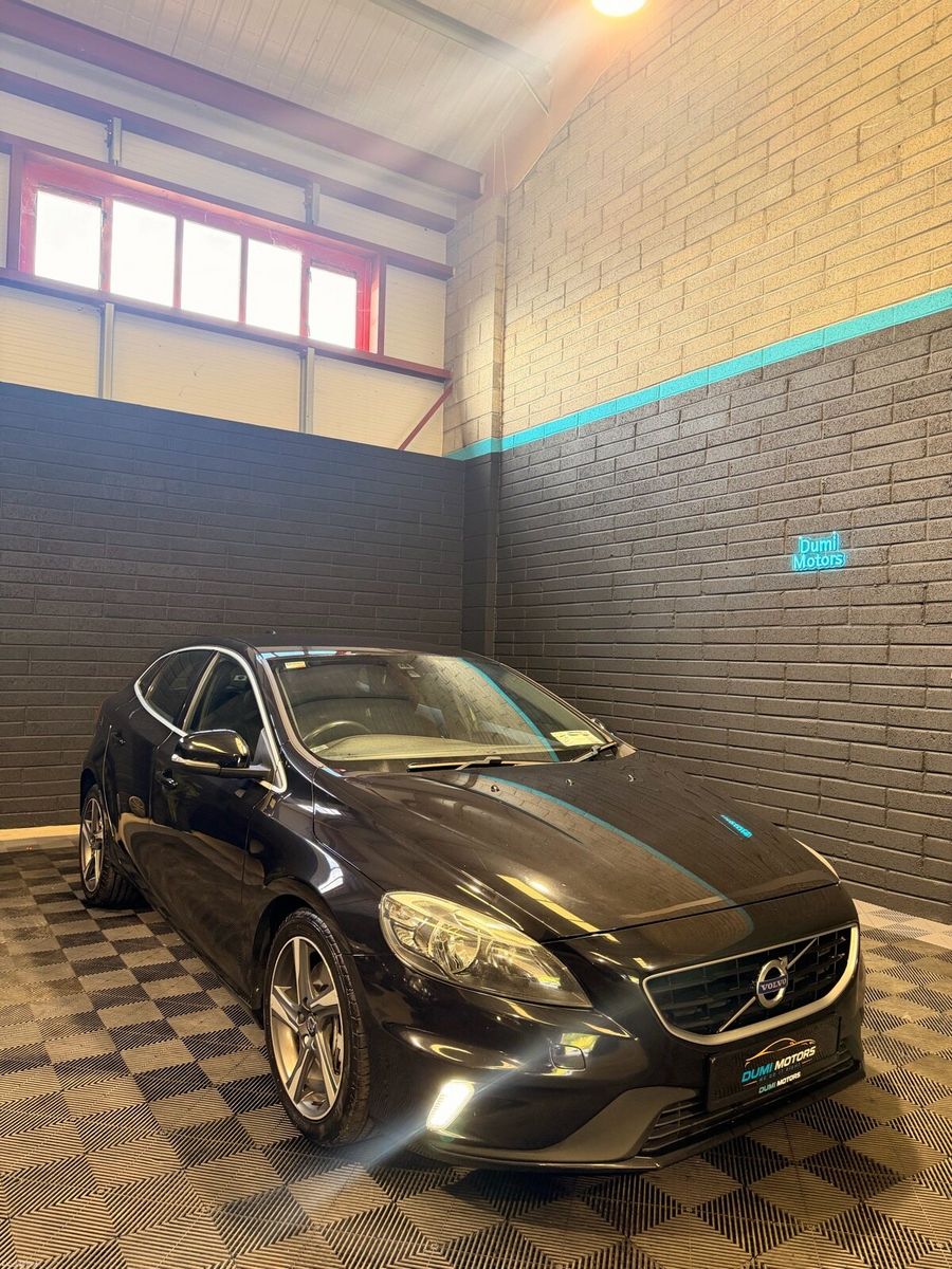 2015 Volvo V40