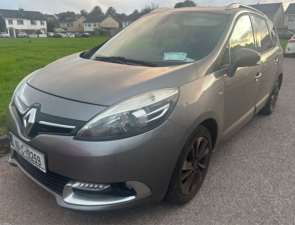 2016 Renault Grand Scenic