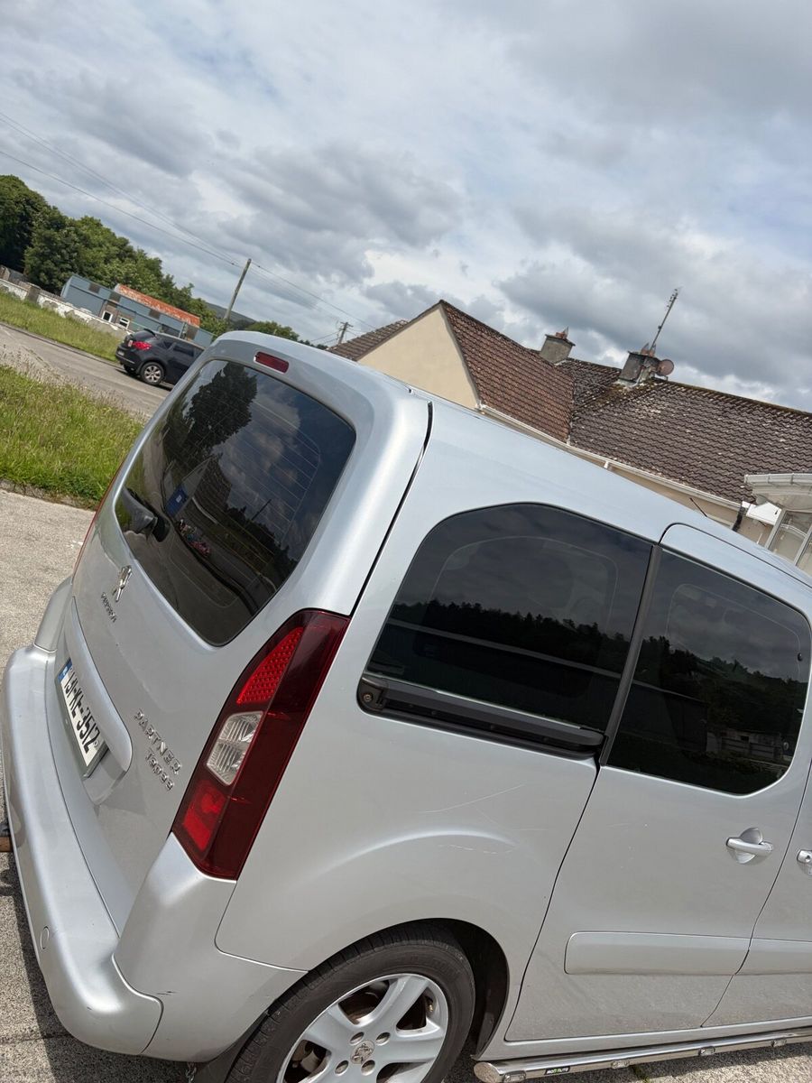 2013 Peugeot Partner Tepee