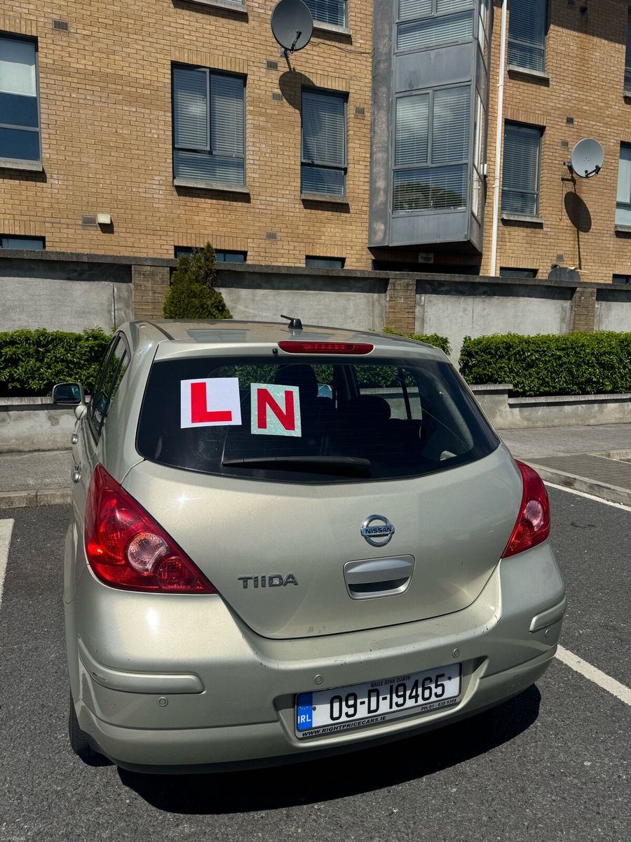 2009 Nissan Tiida