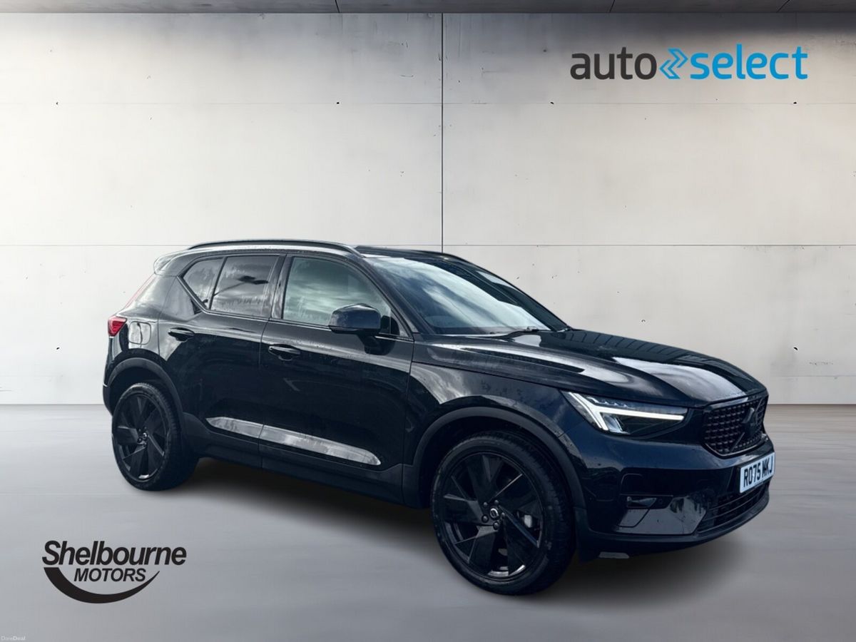 2025 Volvo XC40