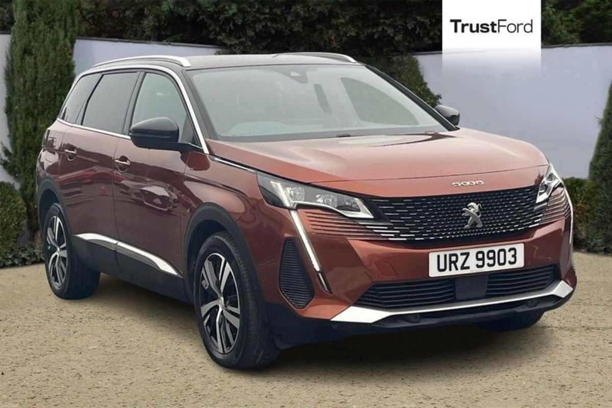 2023 Peugeot 5008