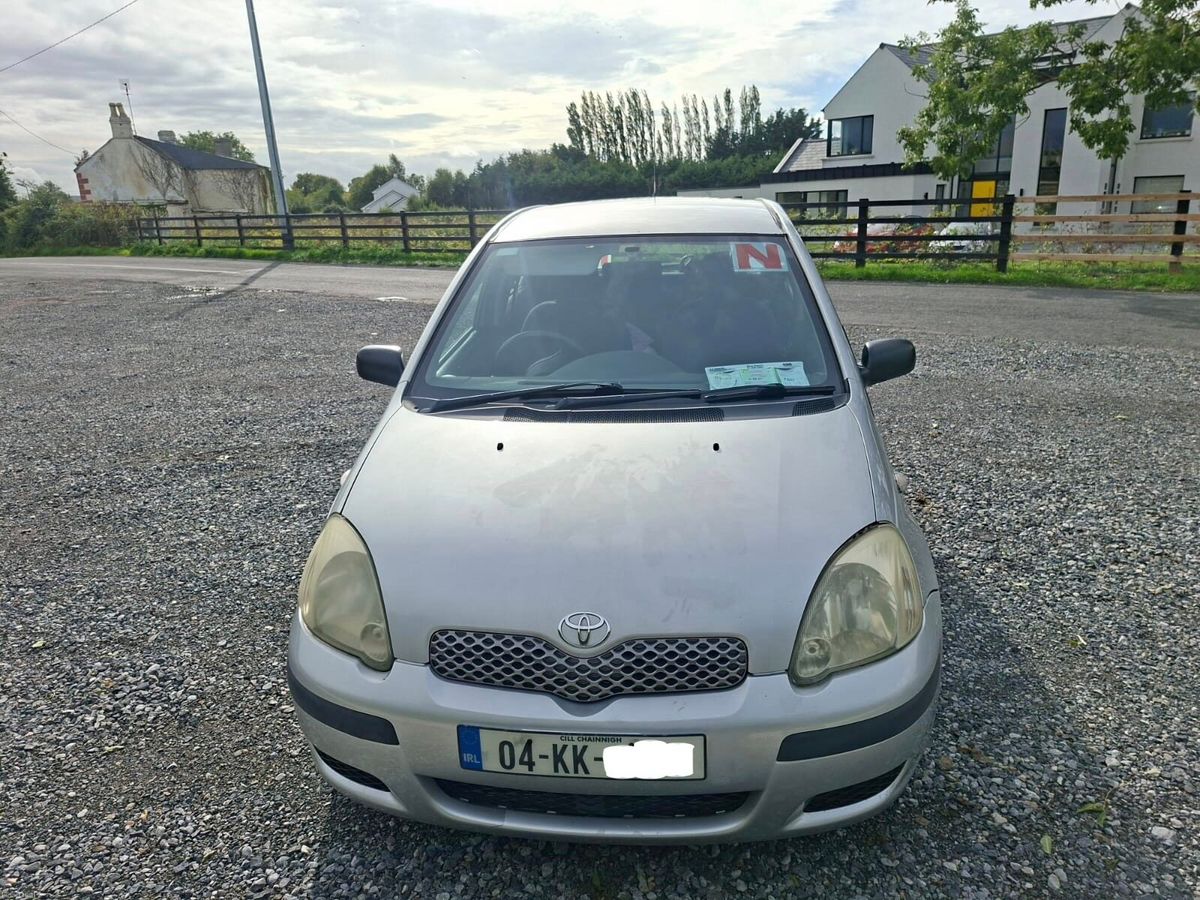 2004 Toyota Yaris
