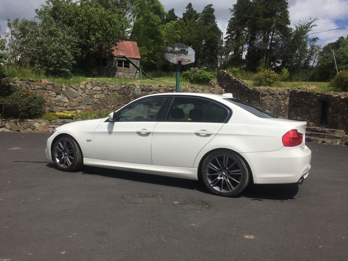 2010 BMW 3-Series