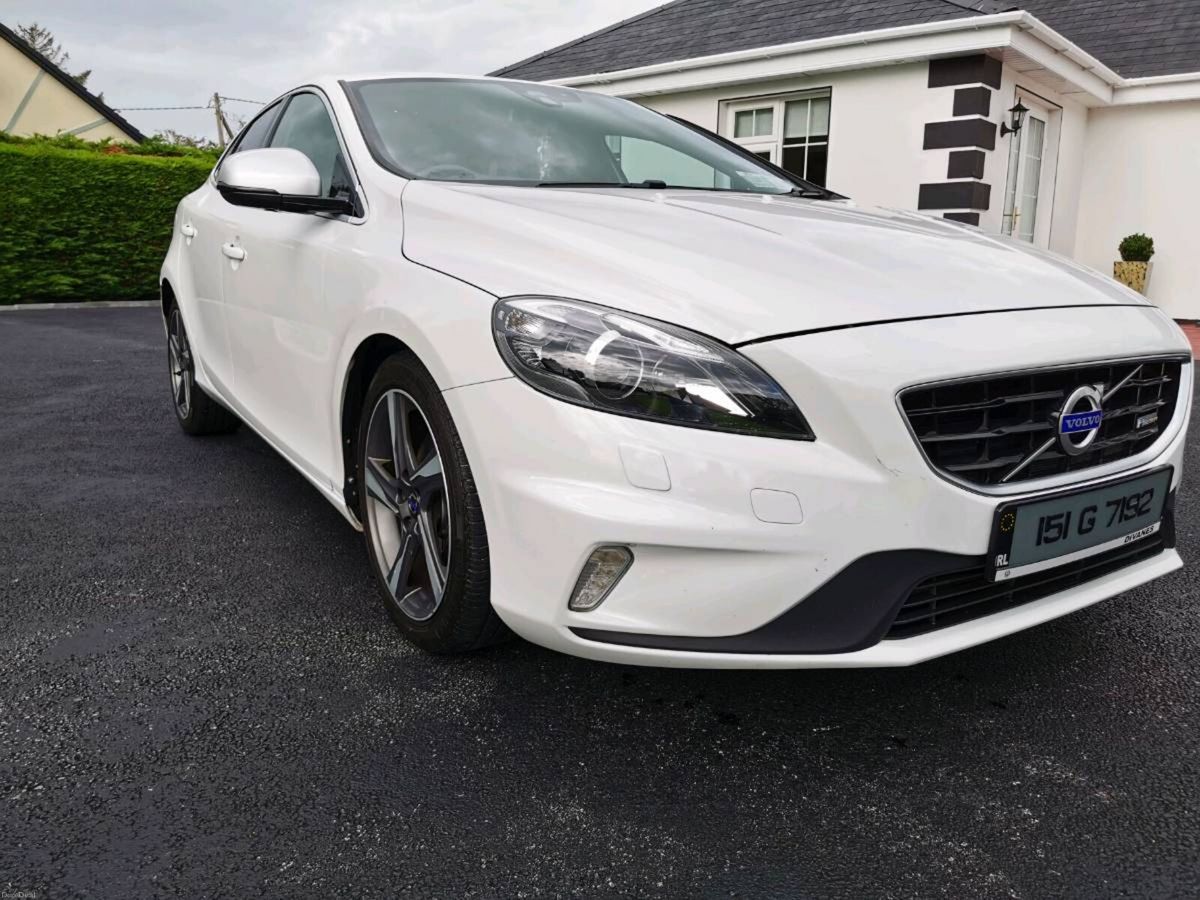 2015 Volvo V40