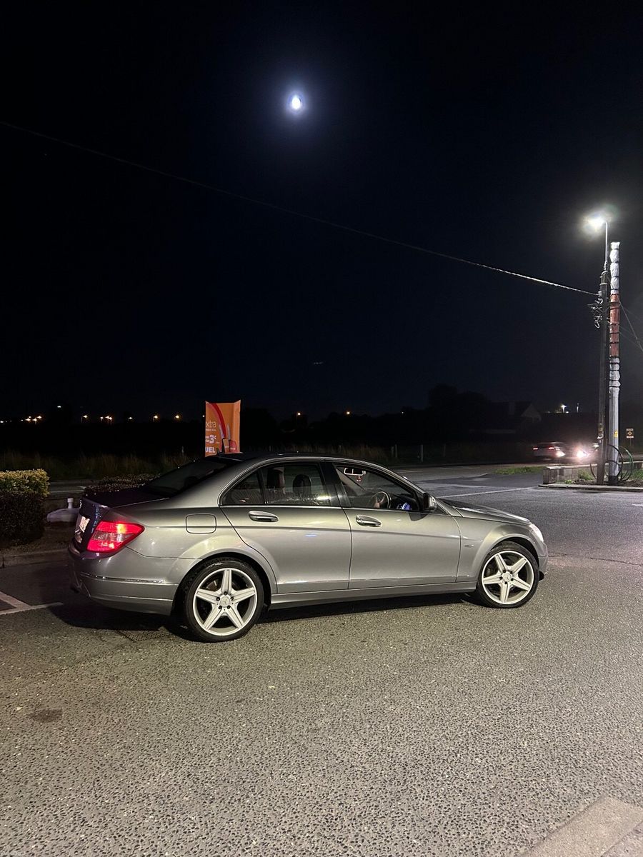 2009 Mercedes-Benz C-Class