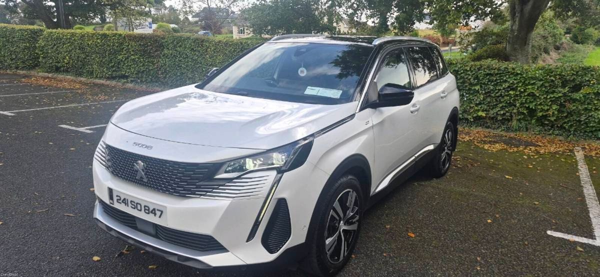 2024 Peugeot 5008