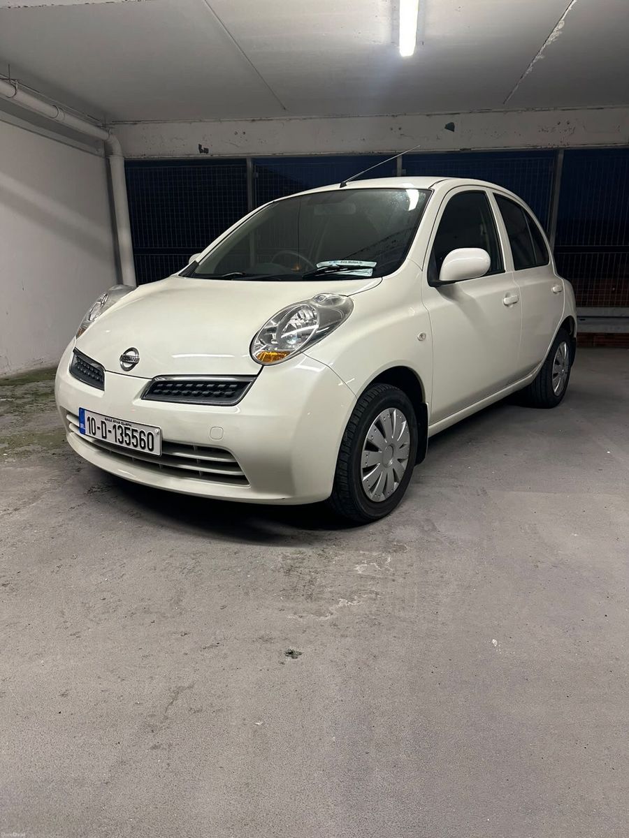 2010 Nissan March