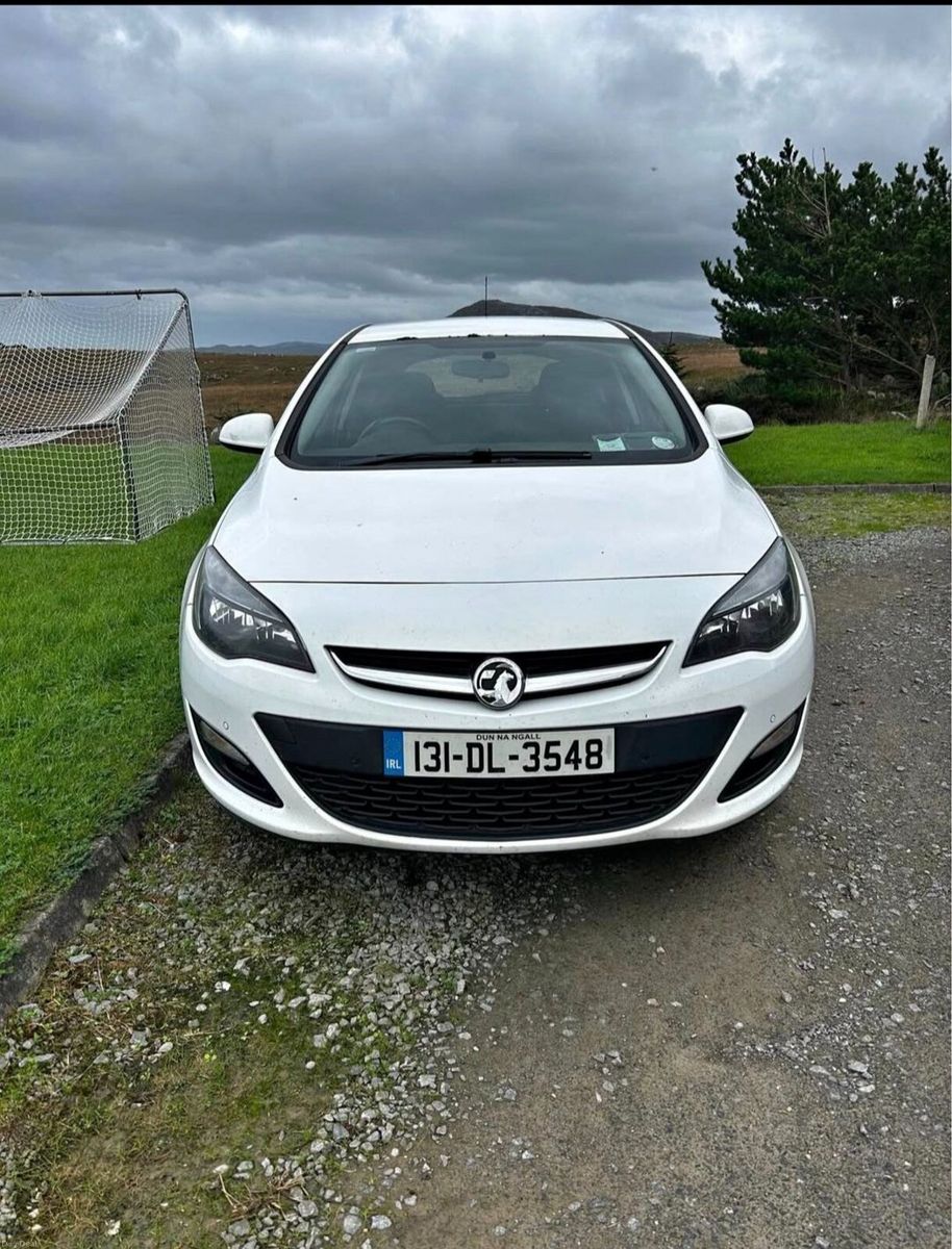 2013 Vauxhall Astra