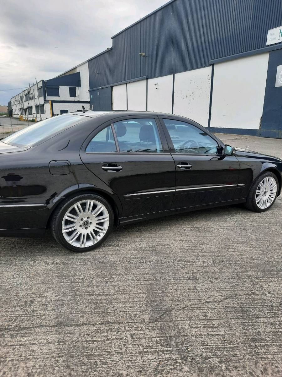 2008 Mercedes-Benz E-Class