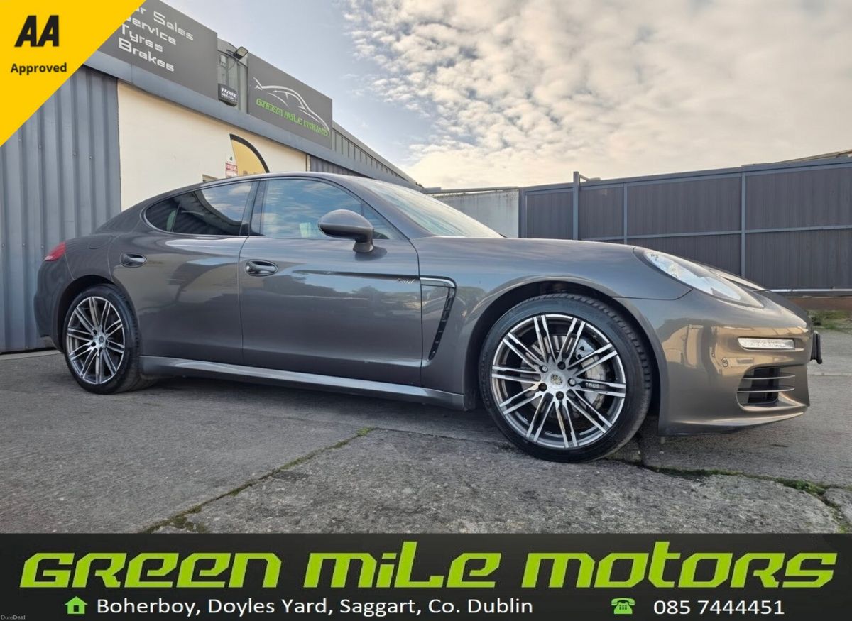 2016 Porsche Panamera