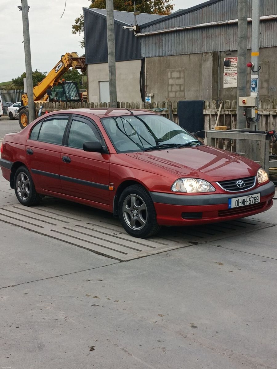 2001 Toyota Avensis