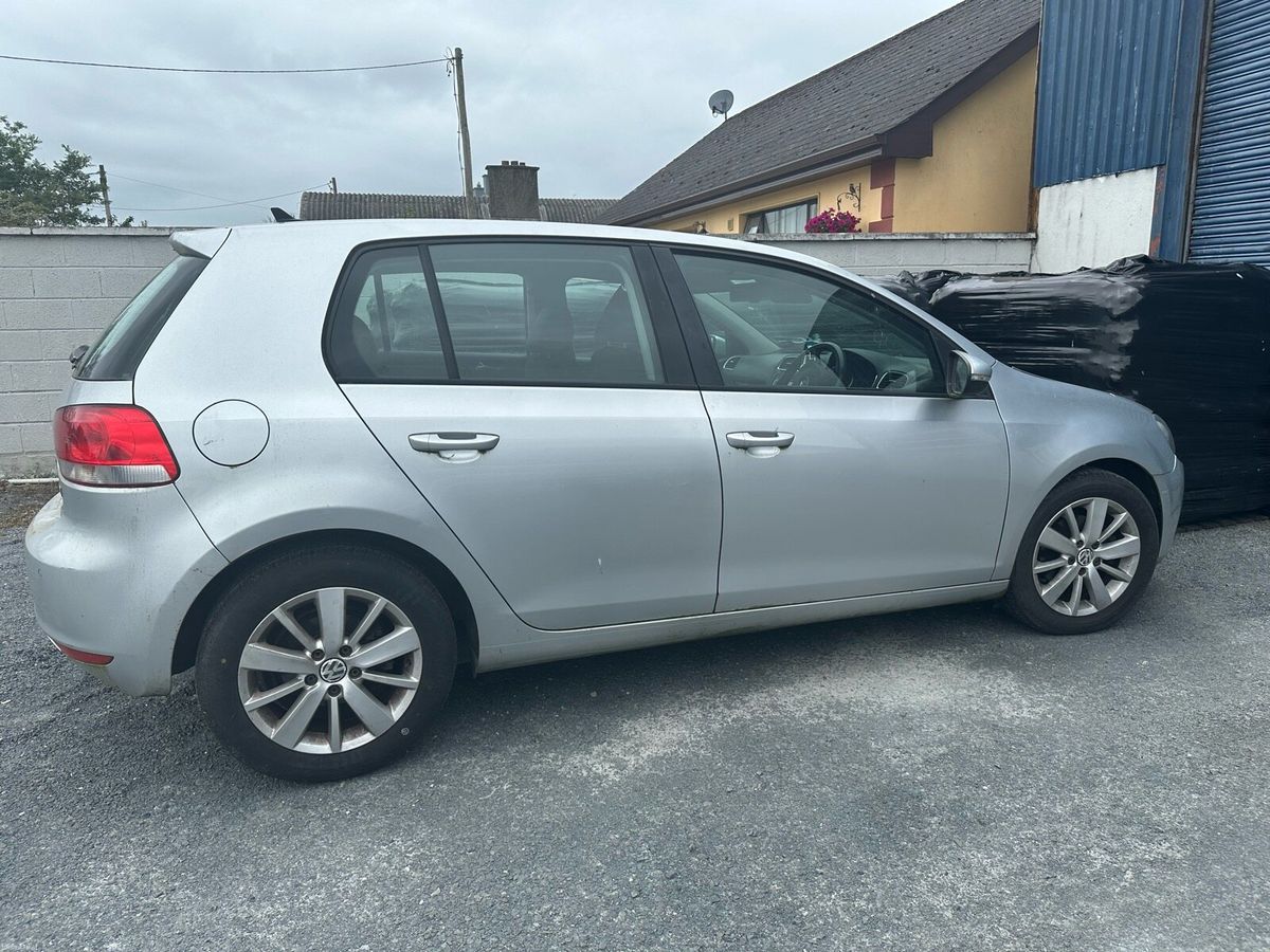 2010 Volkswagen Golf