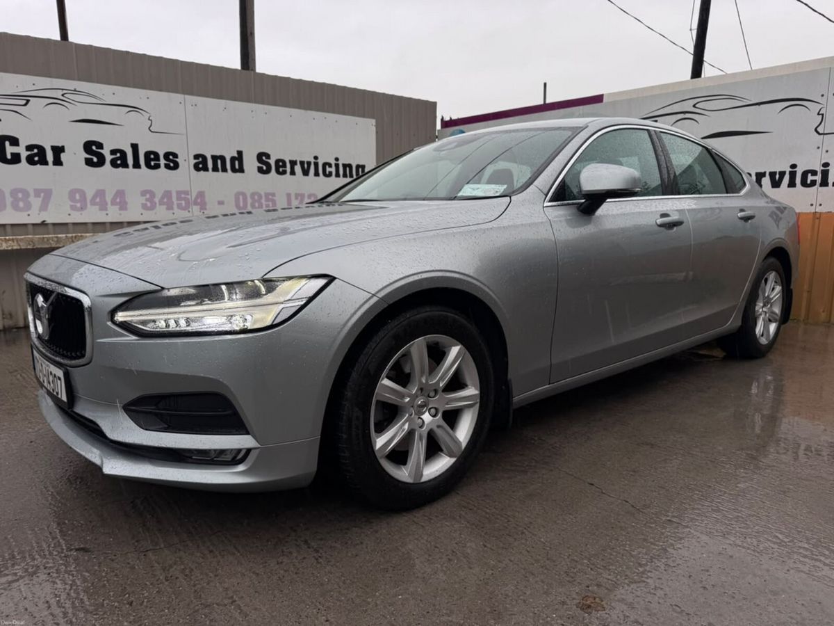 2017 Volvo S90