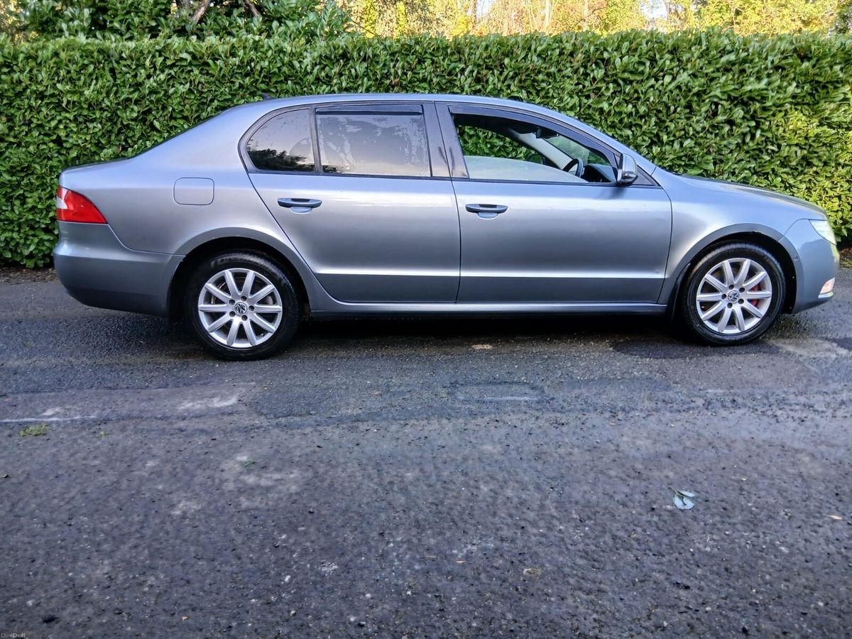 2011 Skoda Superb