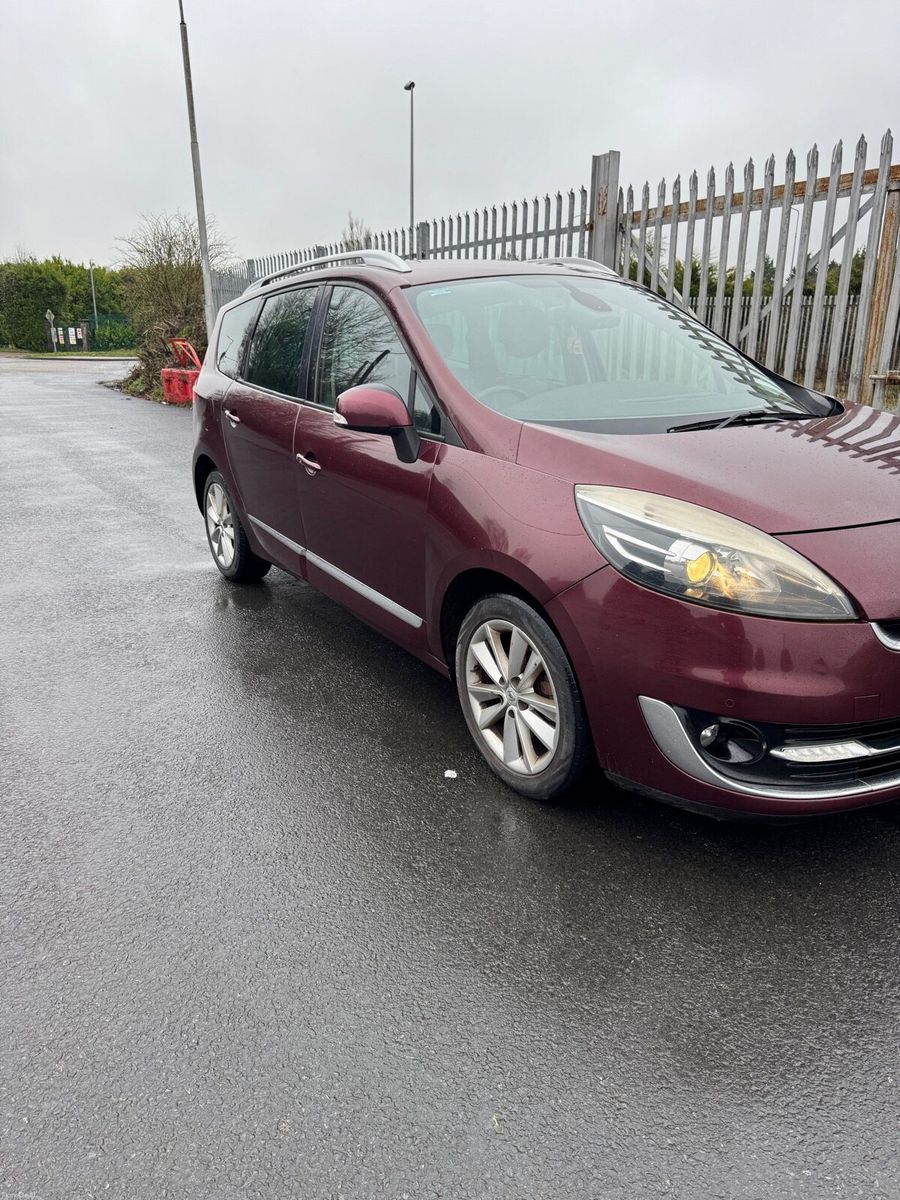 2013 Renault Grand Scenic