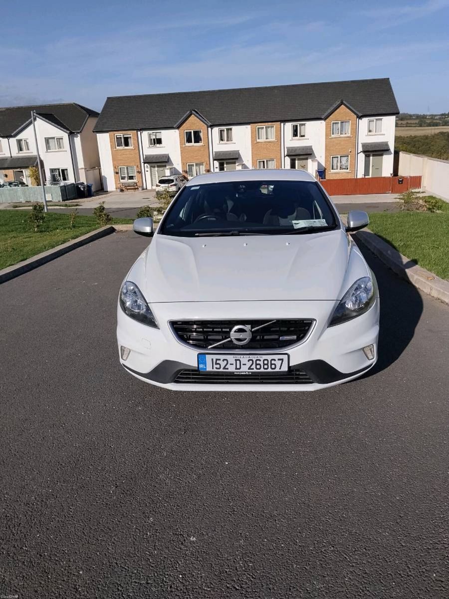 2015 Volvo V40