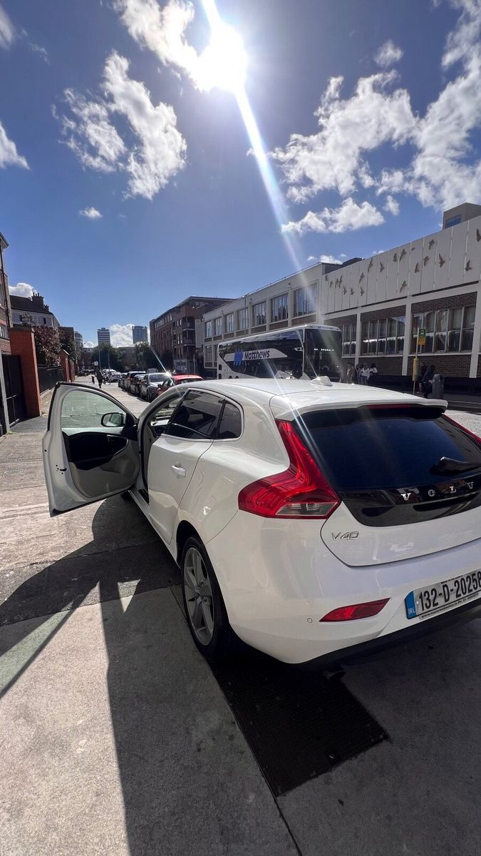 2013 Volvo V40