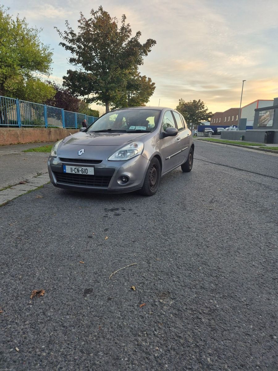 2011 Renault Clio