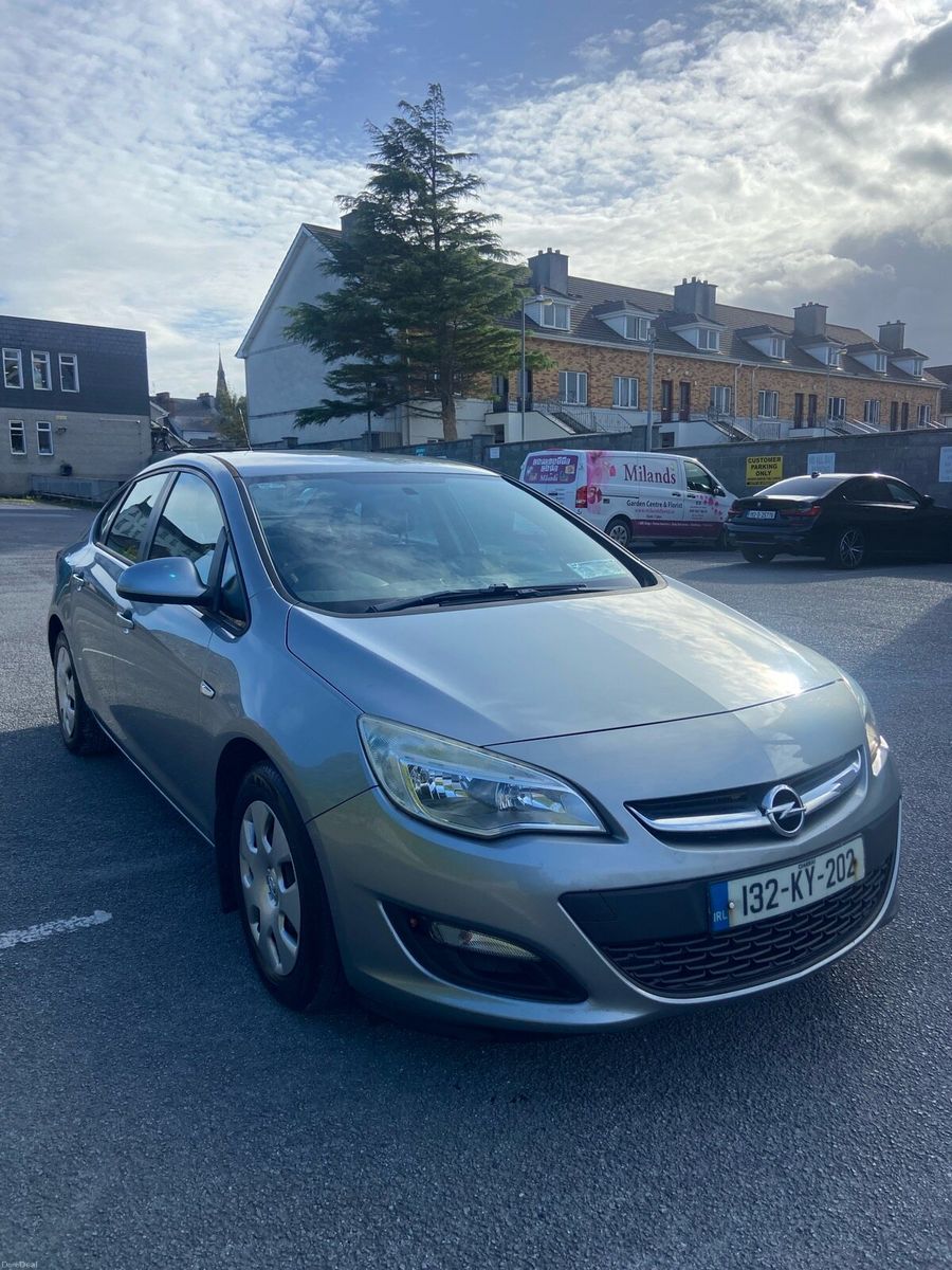 2013 Opel Astra
