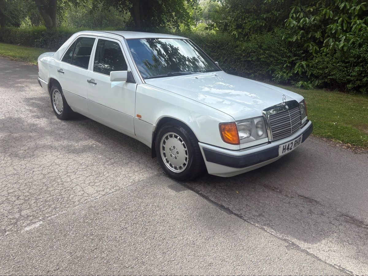 1991 Mercedes-Benz 300