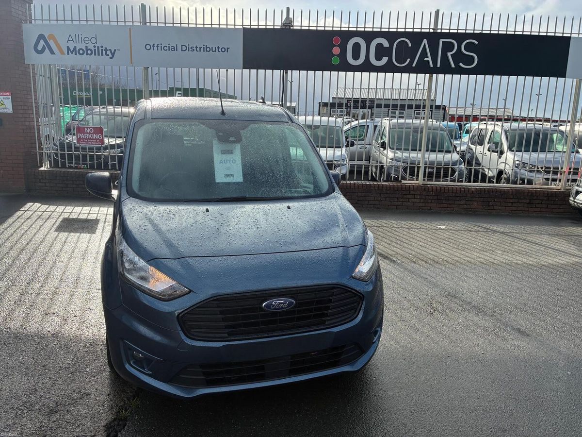 2022 Ford Tourneo