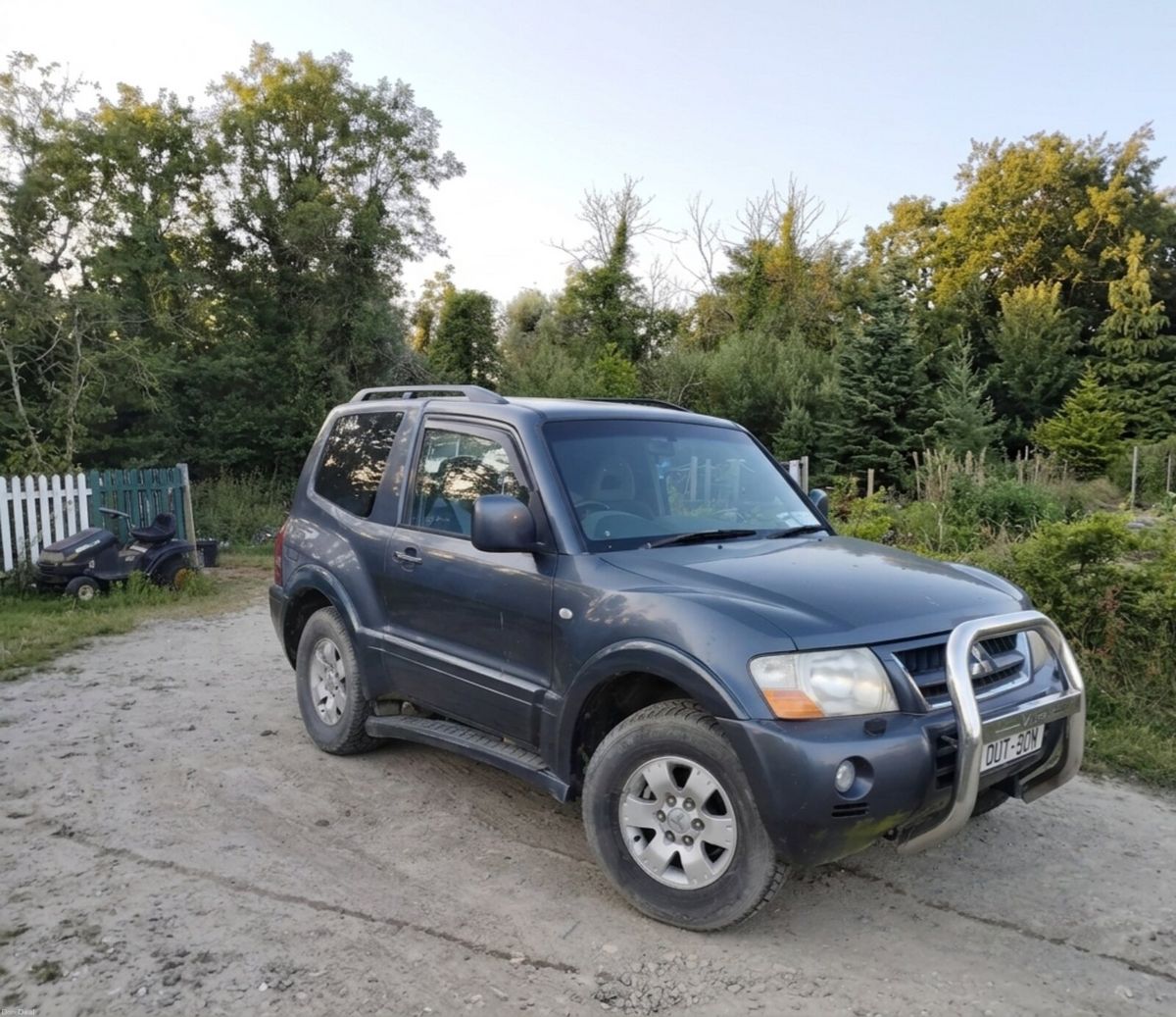2005 Mitsubishi Pajero