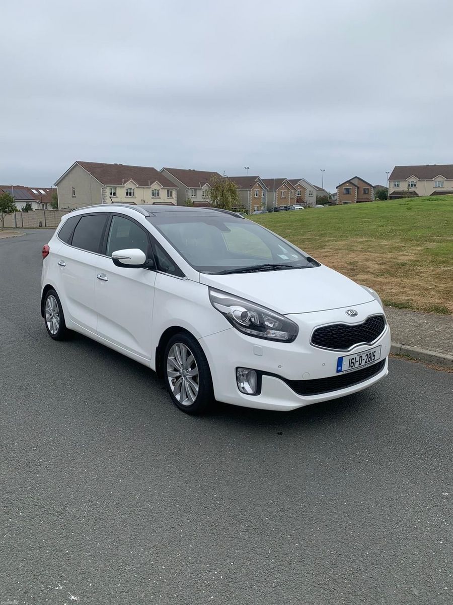 2016 Kia Carens